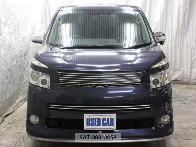 Toyota VOXY 2009-06 370503-1