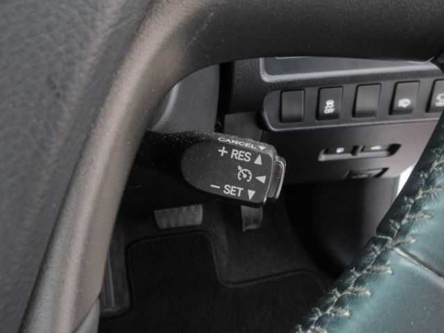 Lexus HS 2010-09 3964-25