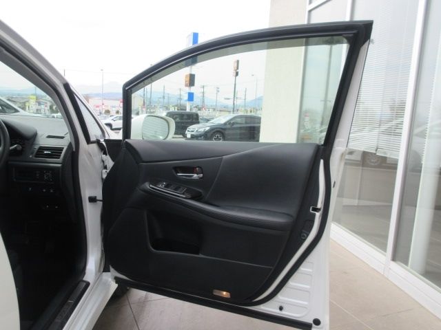 Lexus HS 2010-09 3964-10
