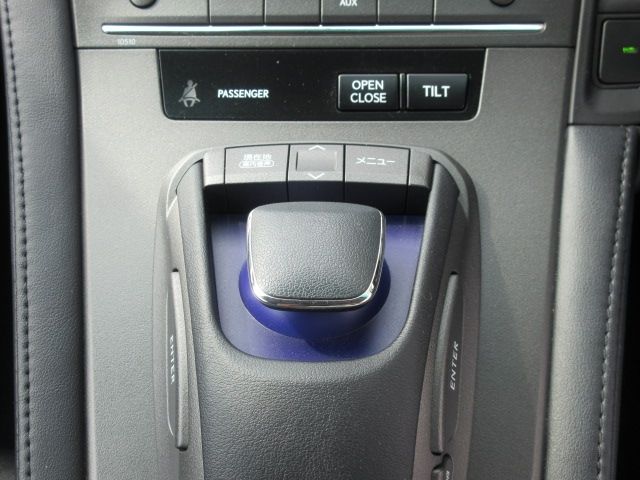 Lexus HS 2010-09 3964-15