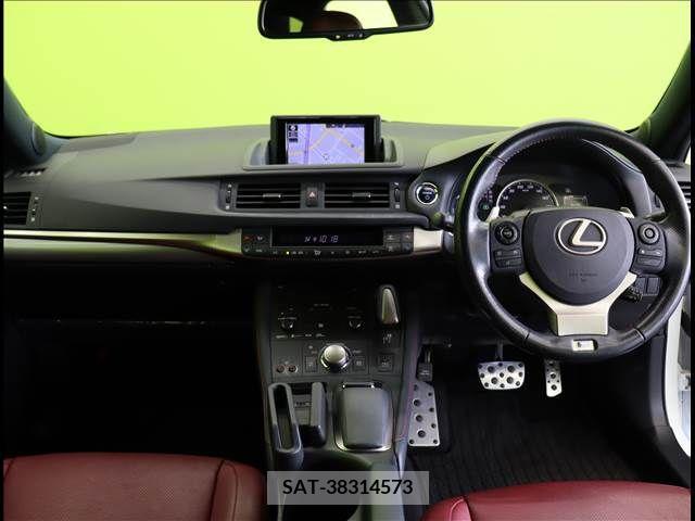 Lexus CT 2016-12 234632-2