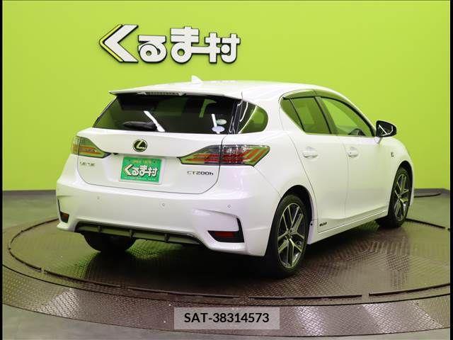 Lexus CT 2016-12 234632-1
