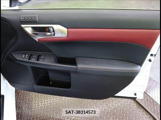 Lexus CT 2016-12 234632-20
