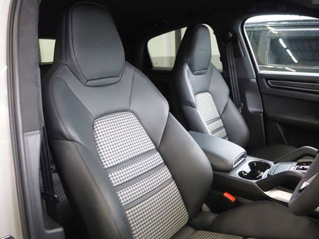 Porsche CAYENNE 2020-02 13898-1