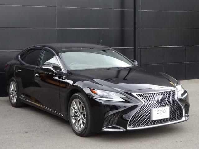 Lexus LS 2018-04 190279-2