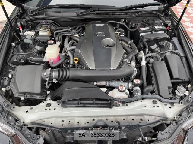 Lexus IS 2016-11 219292-18