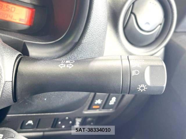 Nissan MARCH 2021-02 276252-6