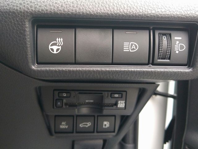 Toyota PRIUS 2023-09 16691-22