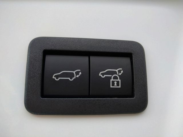 Toyota PRIUS 2023-09 16691-27