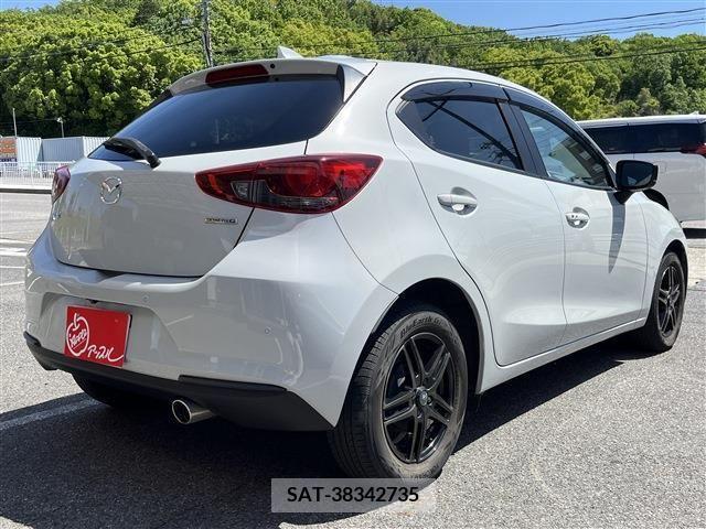 Mazda MAZDA2 2019-09 276392-1