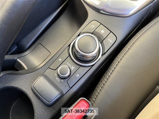 Mazda MAZDA2 2019-09 276392-13