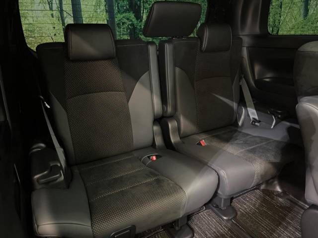 Toyota ALPHARD 2021-01 26256-12