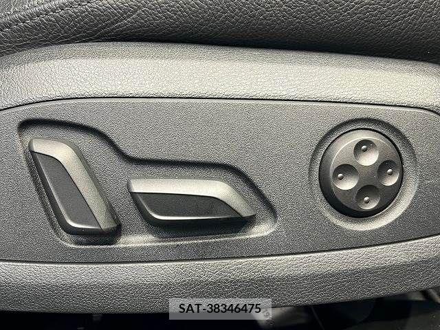 Audi A4 2019-10 336446-9