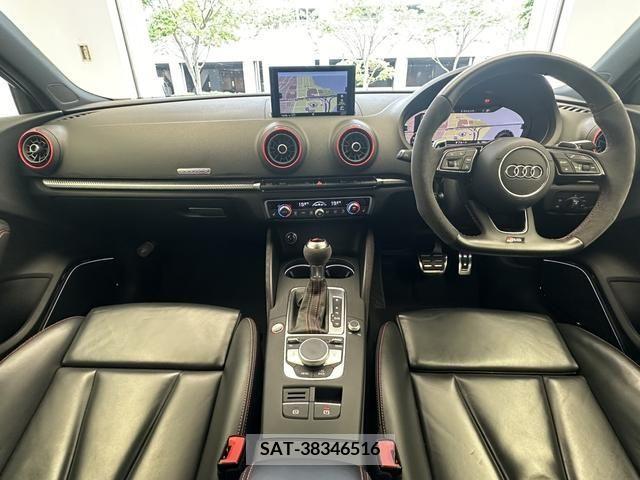 Audi S3 2018-08 261346-7