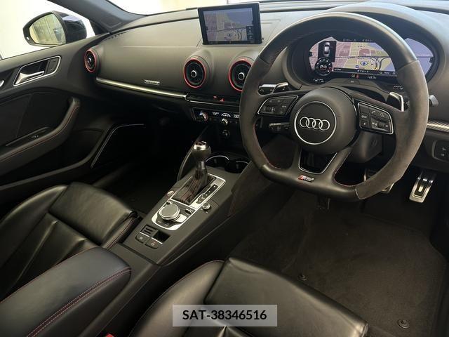 Audi S3 2018-08 261346-8