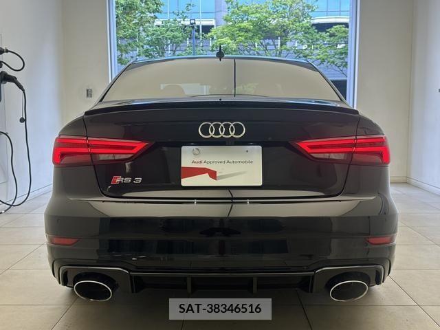 Audi S3 2018-08 261346-3