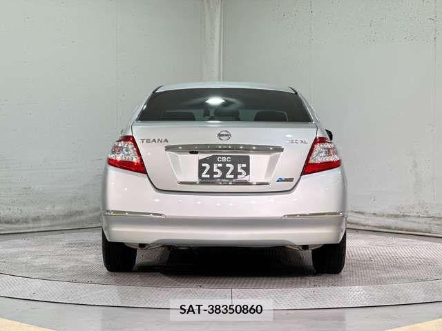Nissan TEANA 2013-08 239811-9