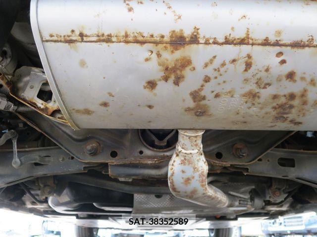 Toyota PRIUS 2018-10 343032-26