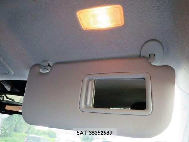 Toyota PRIUS 2018-10 343032-28