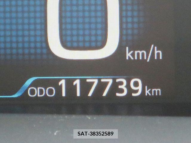 Toyota PRIUS 2018-10 343032-27
