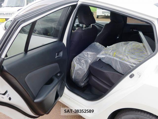 Toyota PRIUS 2018-10 343032-7
