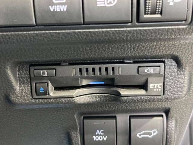 Toyota COROLLA CROSS 2022-12 28556-4