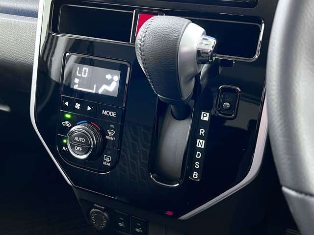 Toyota ROOMY 2019-06 9225-10