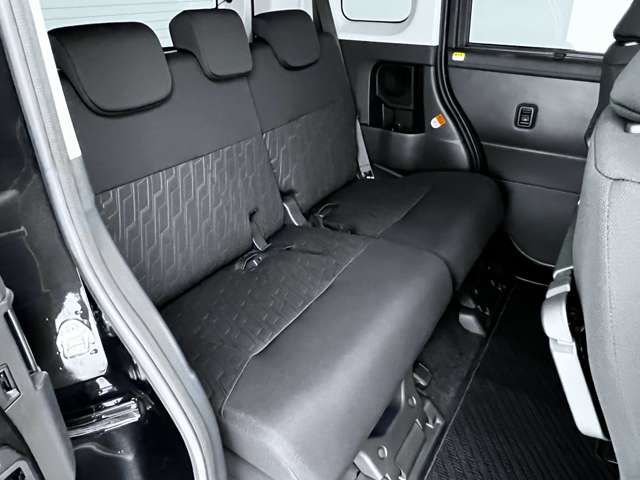 Toyota ROOMY 2019-06 9225-6