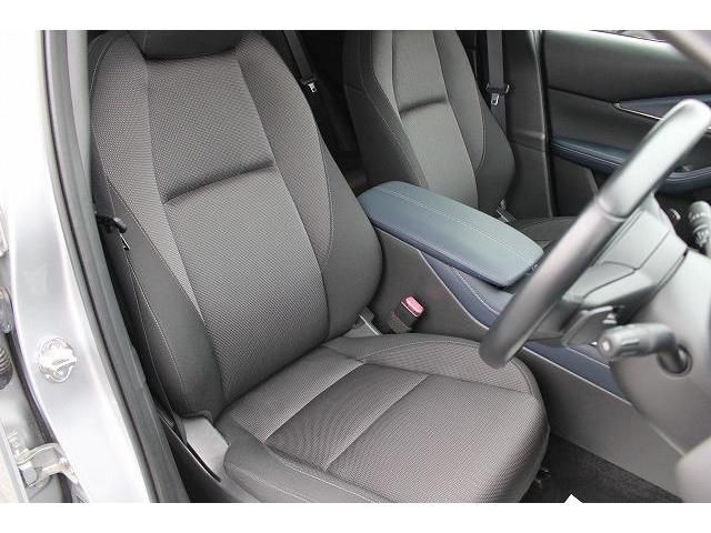 Mazda CX-30 2020-02 192943-12