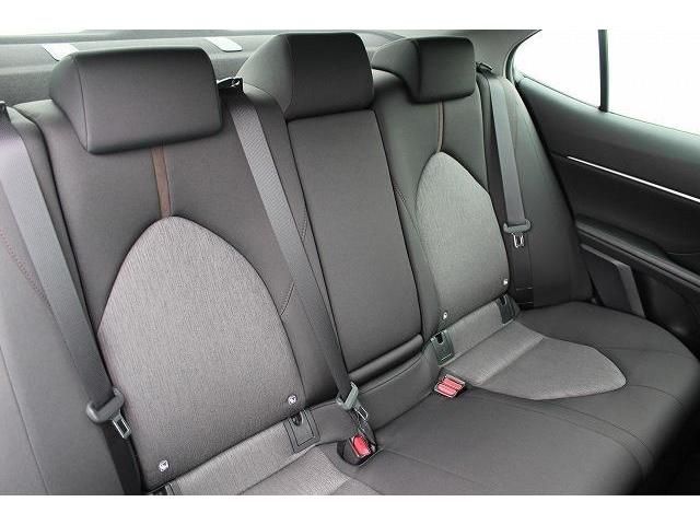 Toyota CAMRY HYBRID 2017-12 4238-14