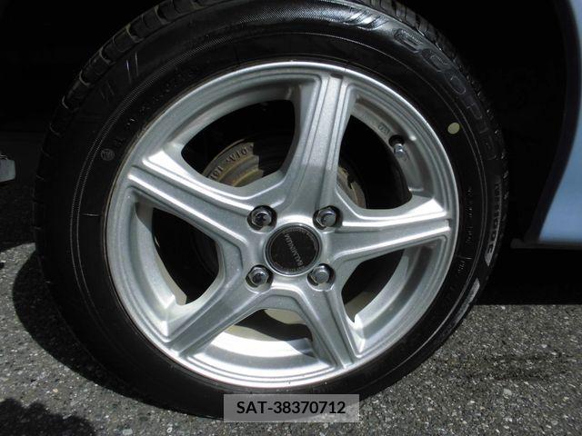 Nissan MARCH 2002-01 201059-8