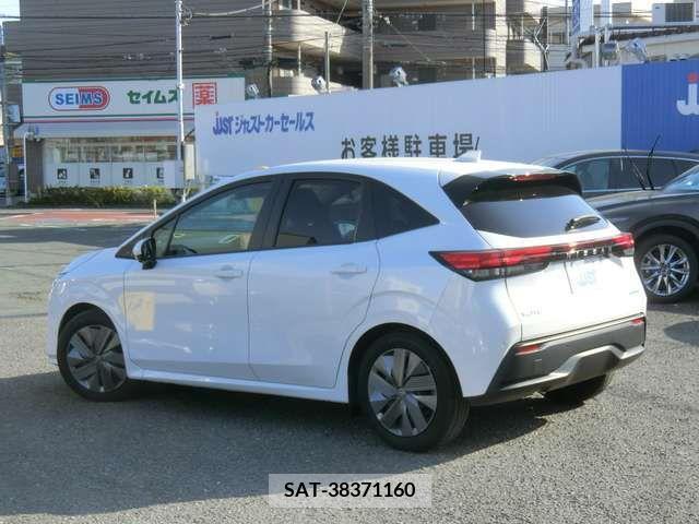 Nissan NOTE 2022-01 279872-2