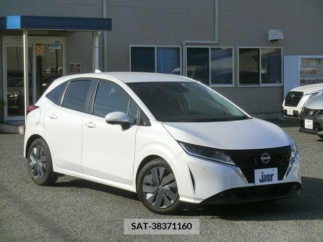 Nissan NOTE 2022-01 279872-1