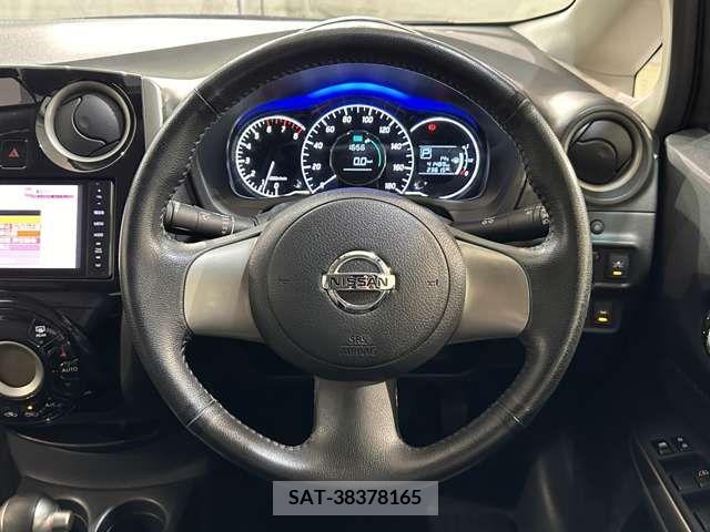 Nissan NOTE 2014-06 244154-13