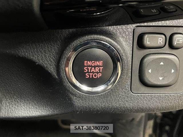 Toyota VITZ 2019-01 225376-14