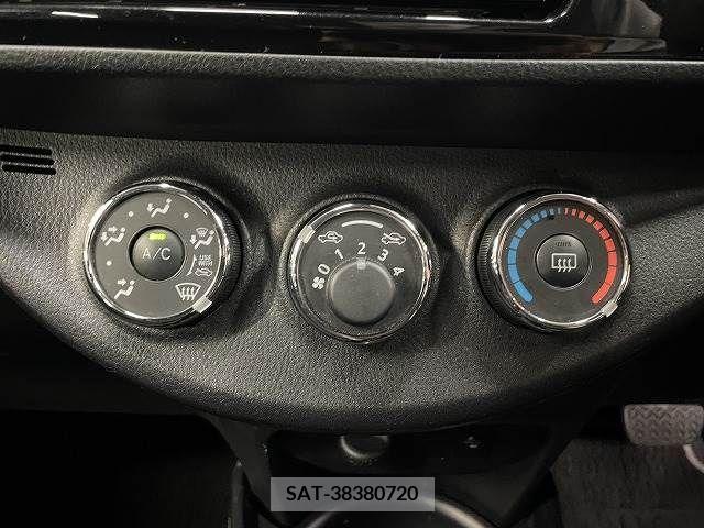 Toyota VITZ 2019-01 225376-11