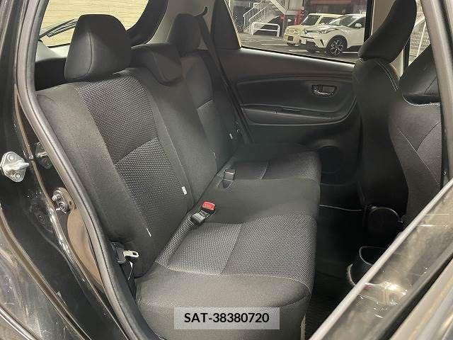 Toyota VITZ 2019-01 225376-8