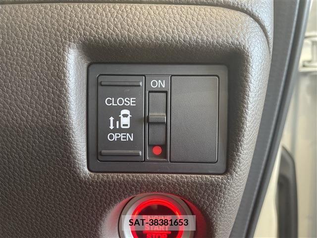 Honda N BOX 2022-06 342222-9