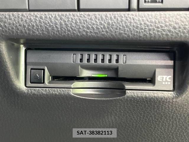 Toyota HARRIER 2022-06 270936-8