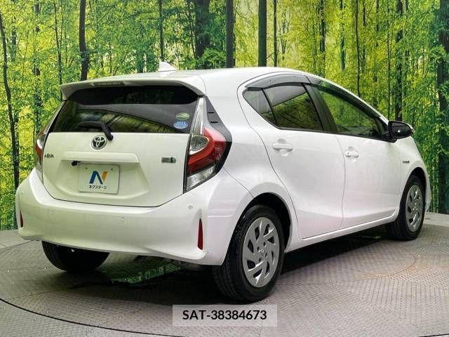 Toyota AQUA 2019-07 356136-17