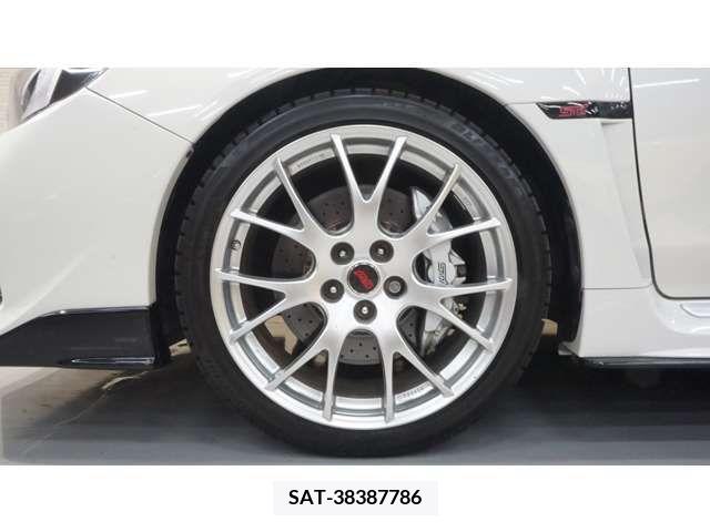 Subaru WRX STI 2016-03 225109-17