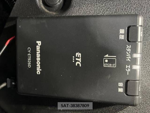 Nissan NOTE 2014-06 302351-4