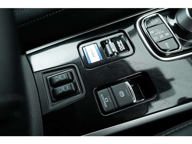 Mitsubishi OUTLANDER PHEV 2019-03 1403-13