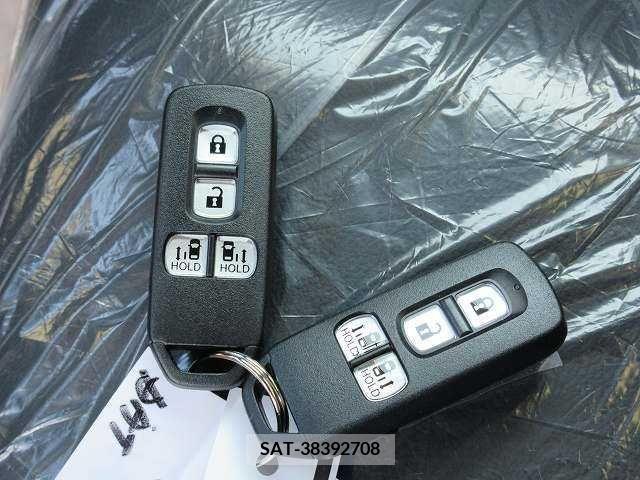Honda N BOX CUSTOM 2022-11 201092-19