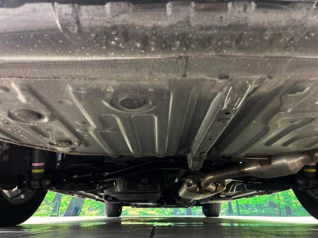 Toyota VOXY 2023-03 26673-18