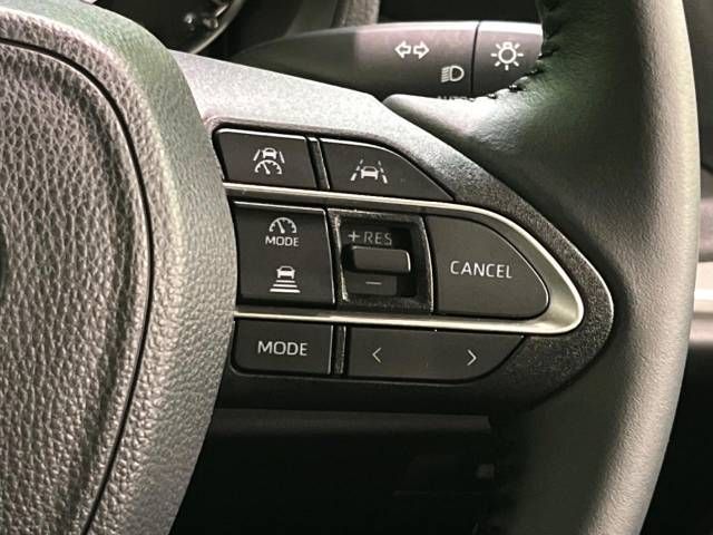 Toyota VOXY 2023-03 26673-6
