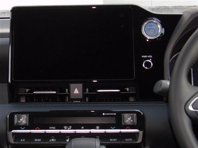 Toyota VOXY HYBRID 2023-03 185684-17