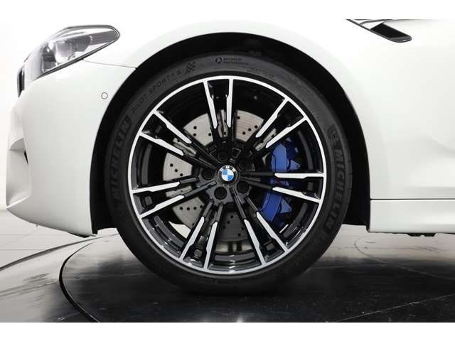 Bmw M5 2018-06 18784-10