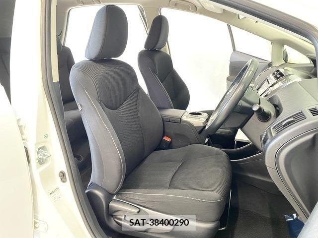 Toyota PRIUS ALPHA 2015-09 282454-8