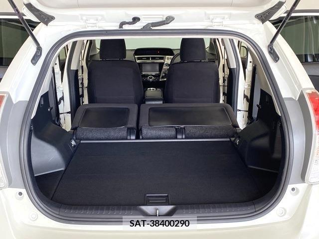 Toyota PRIUS ALPHA 2015-09 282454-11